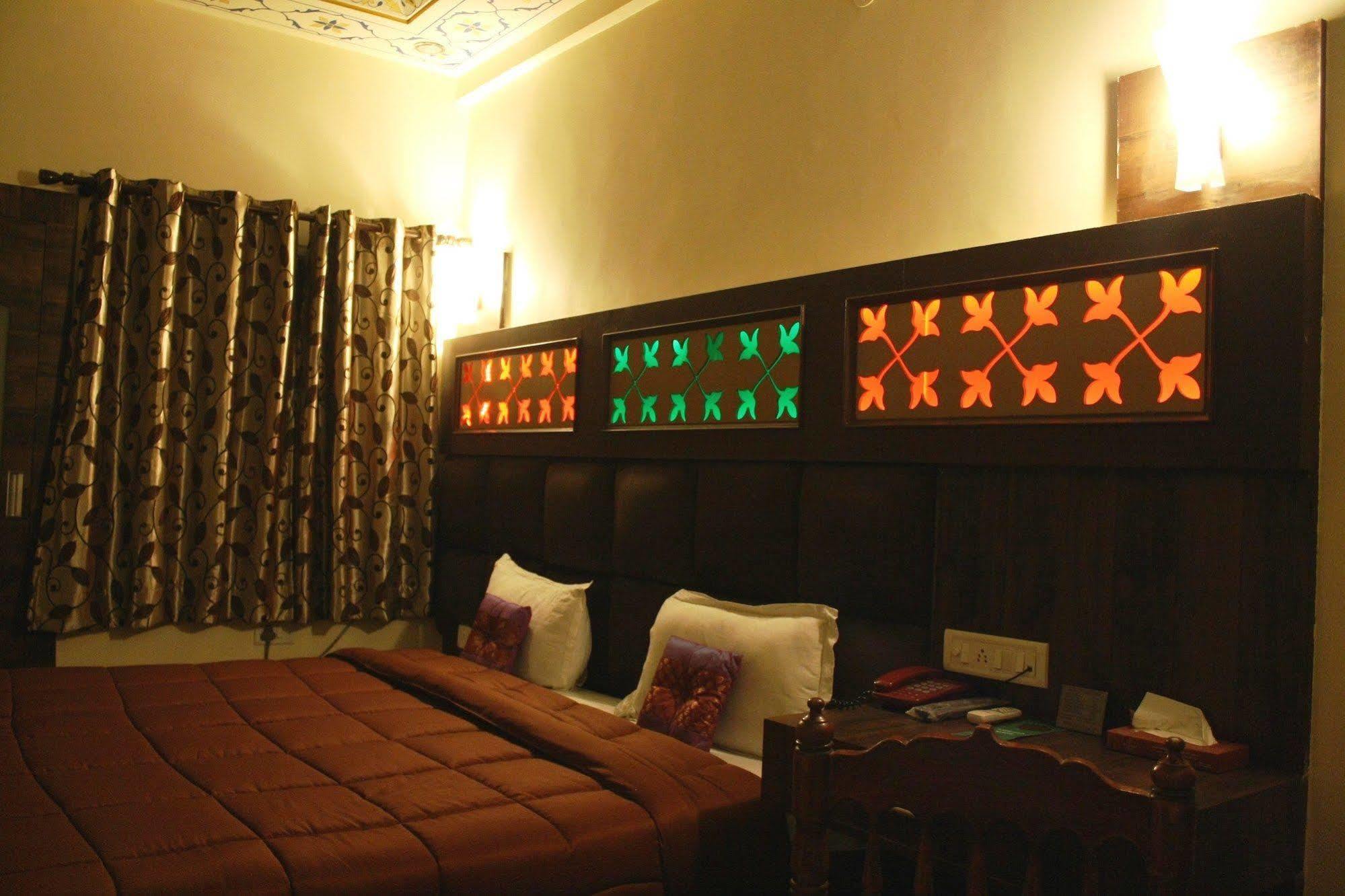 Hotel Shalimar Dzsaipur Kültér fotó